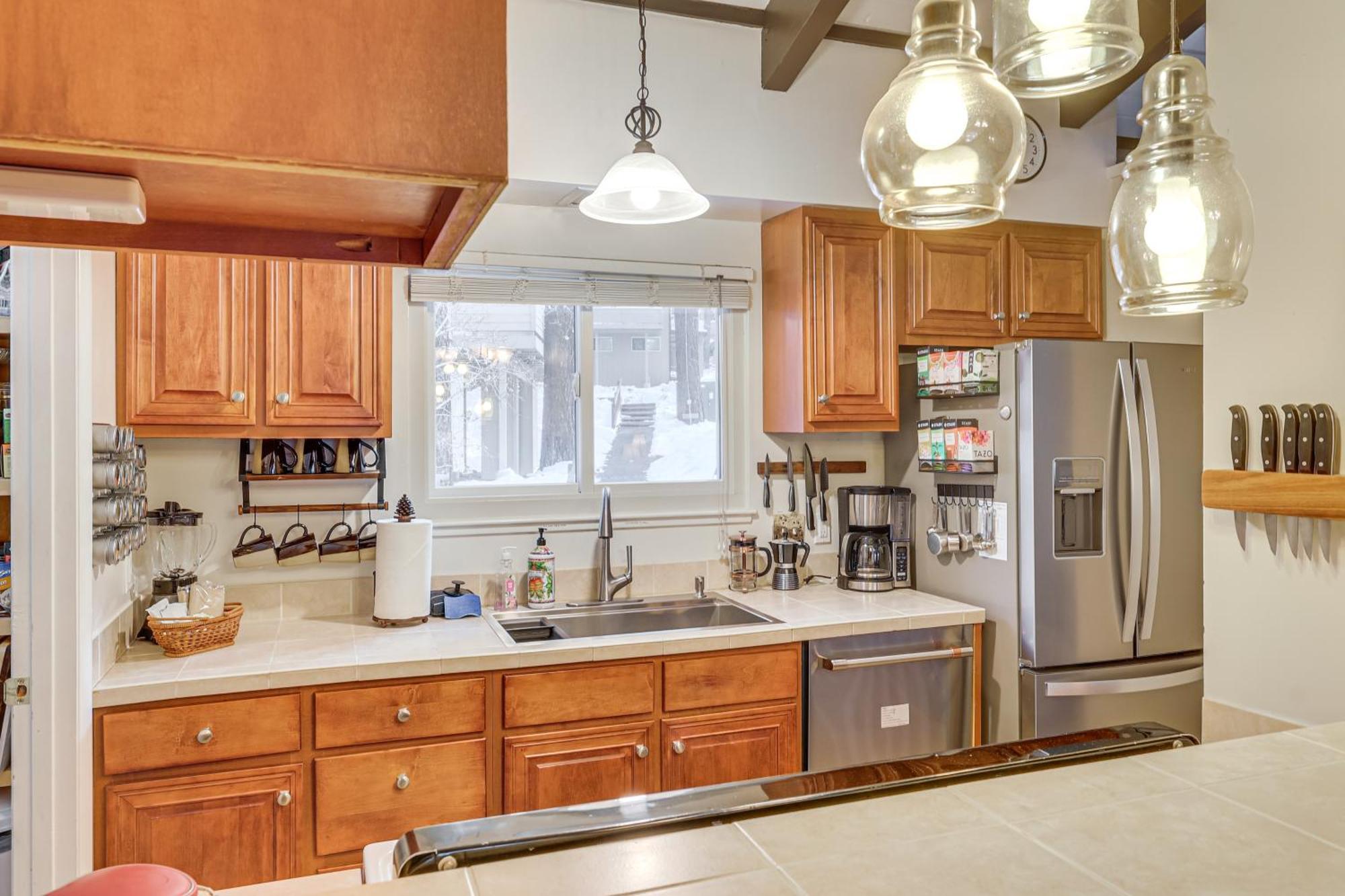 Incline Village Condo With Deck 1 Mi To Lake Tahoe ภายนอก รูปภาพ